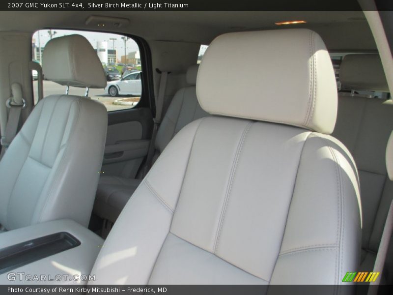 Silver Birch Metallic / Light Titanium 2007 GMC Yukon SLT 4x4