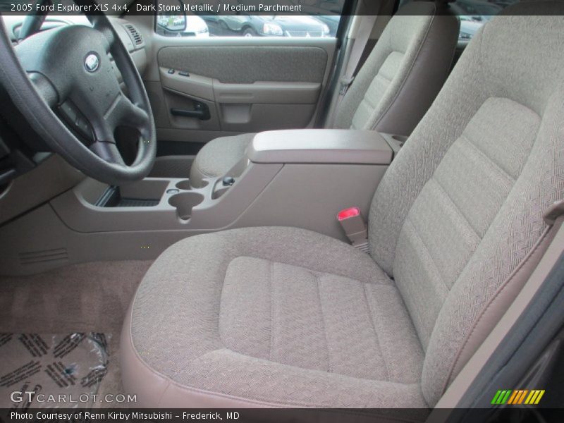 Dark Stone Metallic / Medium Parchment 2005 Ford Explorer XLS 4x4