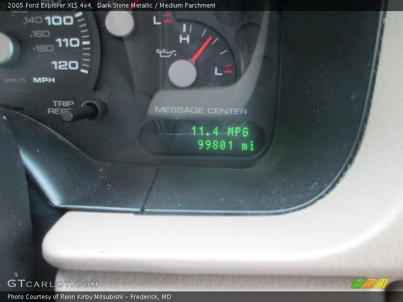 Dark Stone Metallic / Medium Parchment 2005 Ford Explorer XLS 4x4