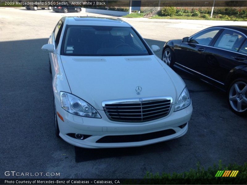 Arctic White / Black 2009 Mercedes-Benz S 550 Sedan