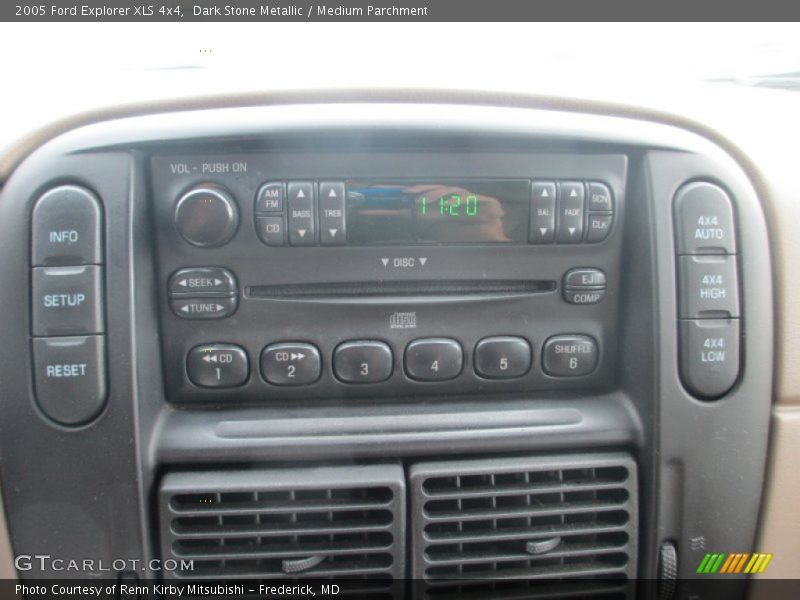 Dark Stone Metallic / Medium Parchment 2005 Ford Explorer XLS 4x4