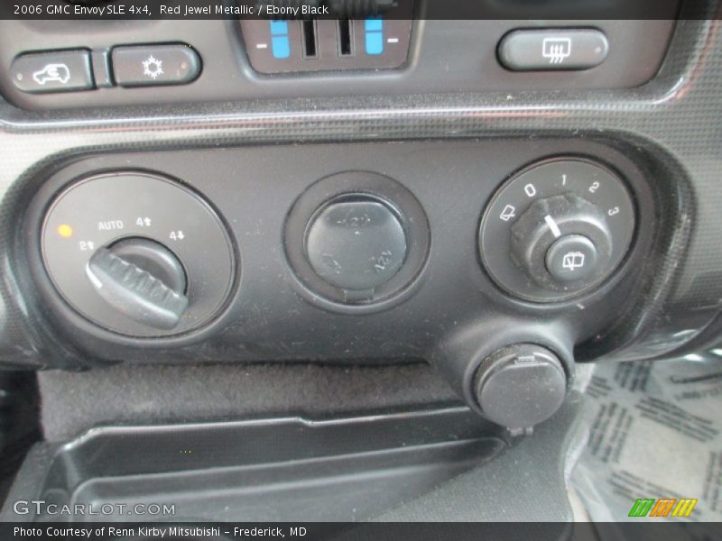 Controls of 2006 Envoy SLE 4x4