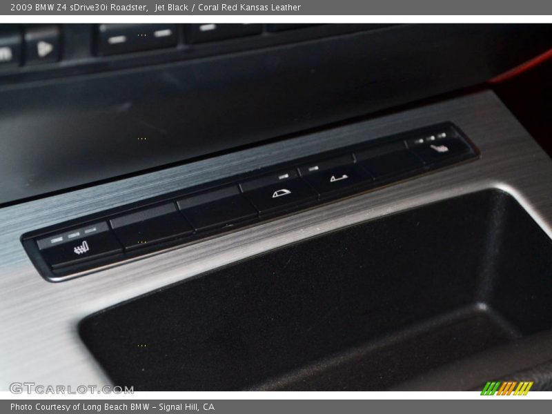 Controls of 2009 Z4 sDrive30i Roadster