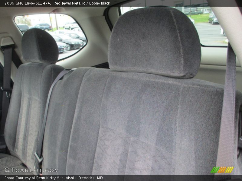 Red Jewel Metallic / Ebony Black 2006 GMC Envoy SLE 4x4