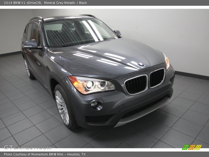 Mineral Grey Metallic / Black 2014 BMW X1 sDrive28i