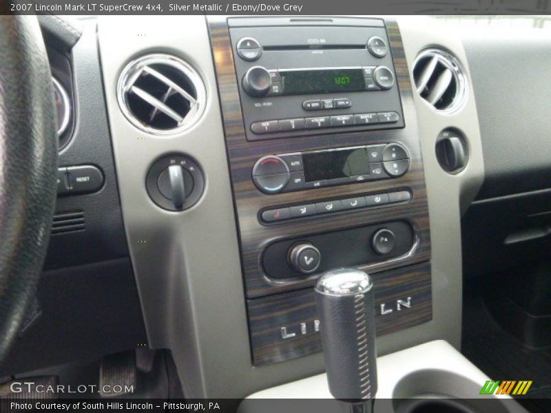 Silver Metallic / Ebony/Dove Grey 2007 Lincoln Mark LT SuperCrew 4x4