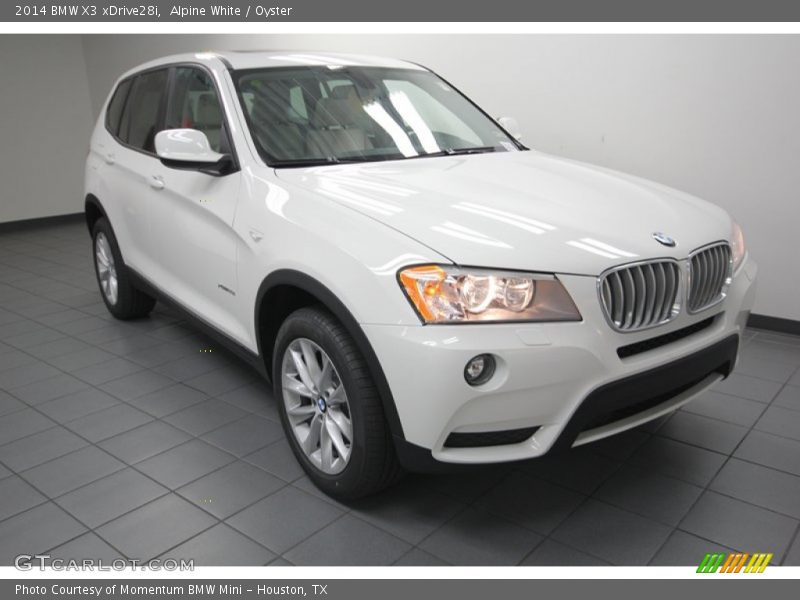 Front 3/4 View of 2014 X3 xDrive28i