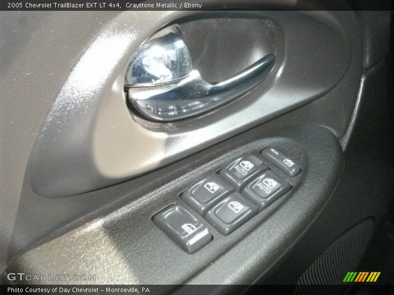 Graystone Metallic / Ebony 2005 Chevrolet TrailBlazer EXT LT 4x4