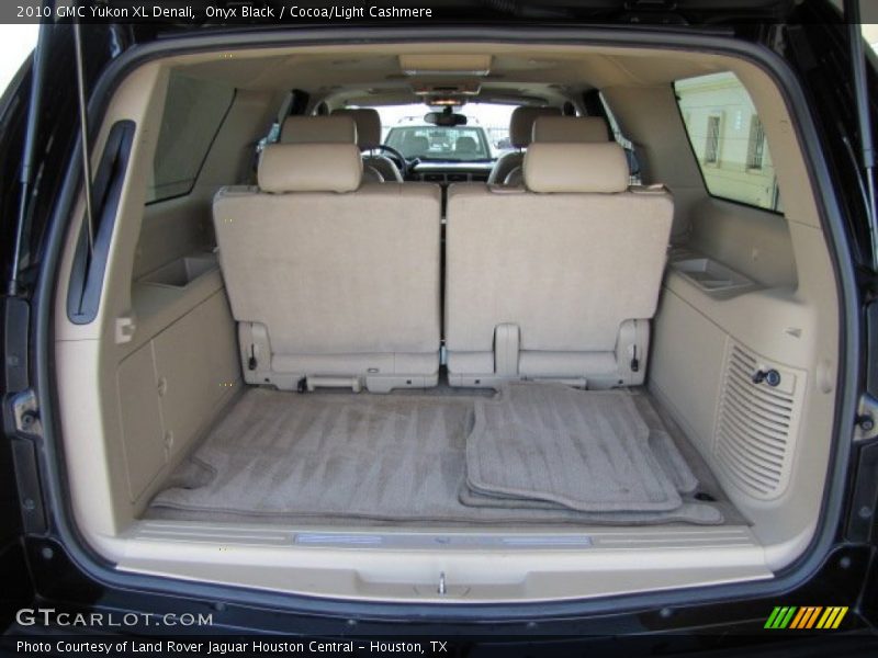 Onyx Black / Cocoa/Light Cashmere 2010 GMC Yukon XL Denali