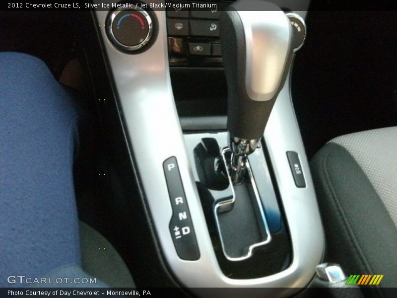 Silver Ice Metallic / Jet Black/Medium Titanium 2012 Chevrolet Cruze LS