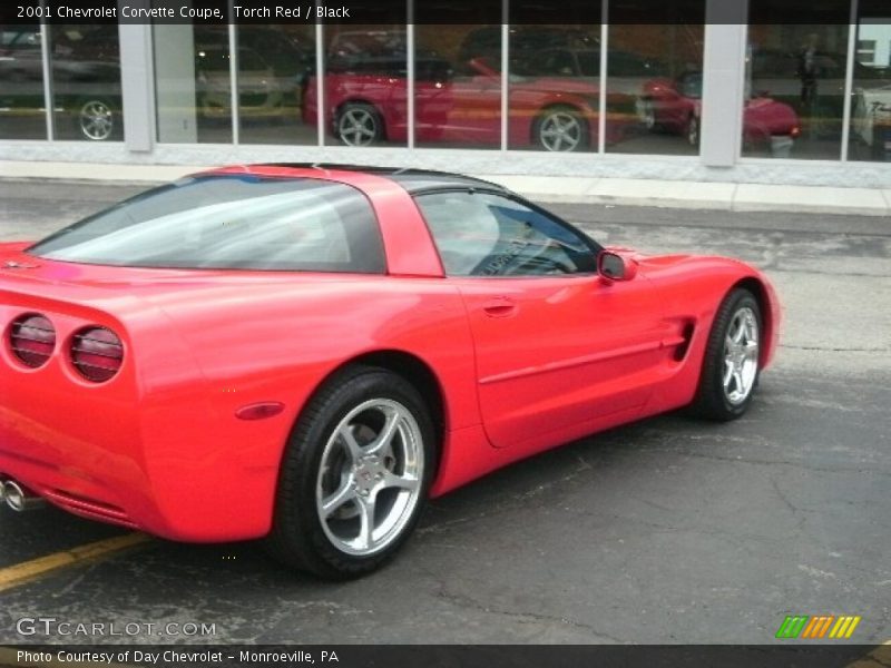 Torch Red / Black 2001 Chevrolet Corvette Coupe
