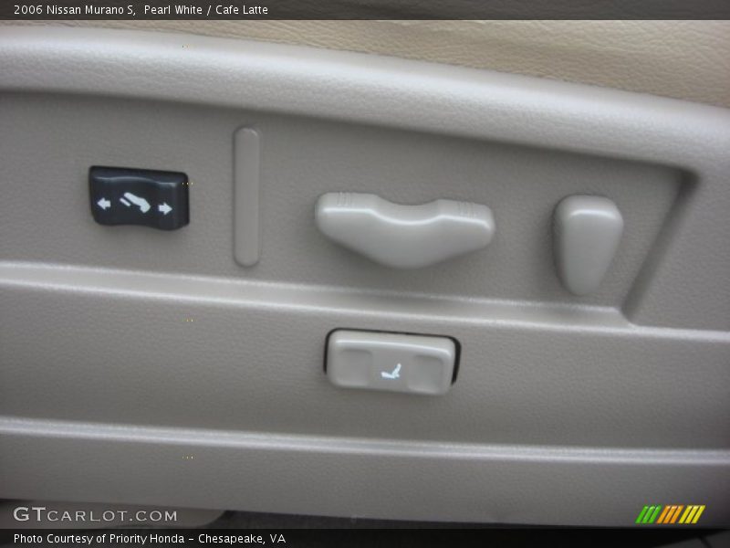 Pearl White / Cafe Latte 2006 Nissan Murano S