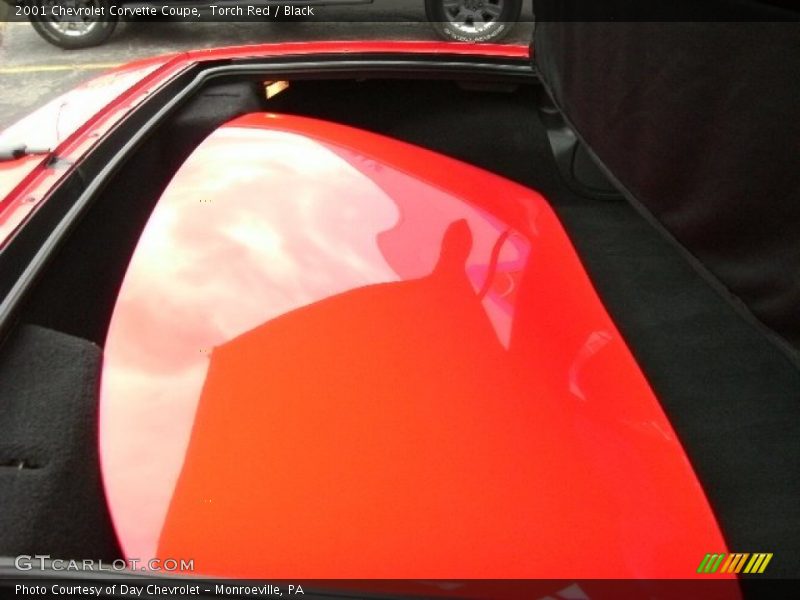 Torch Red / Black 2001 Chevrolet Corvette Coupe