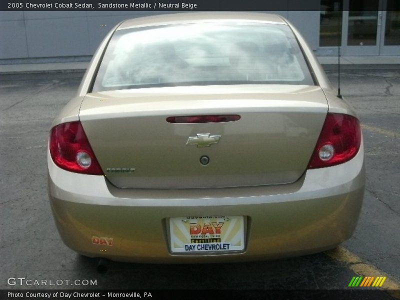 Sandstone Metallic / Neutral Beige 2005 Chevrolet Cobalt Sedan