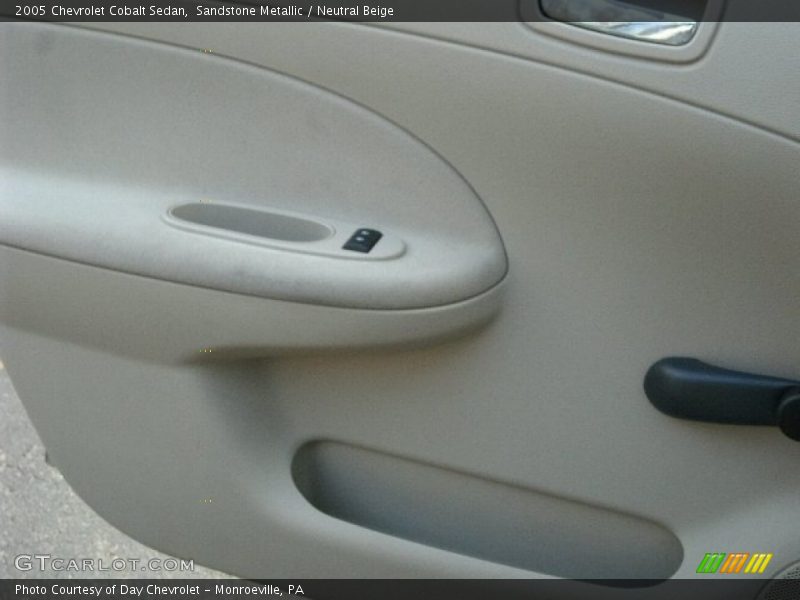 Sandstone Metallic / Neutral Beige 2005 Chevrolet Cobalt Sedan