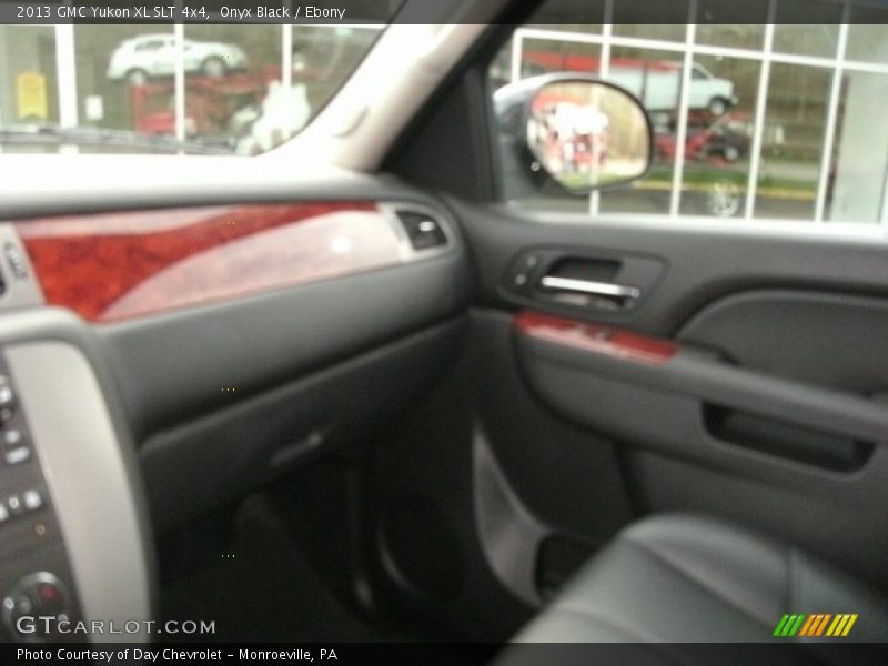 Onyx Black / Ebony 2013 GMC Yukon XL SLT 4x4