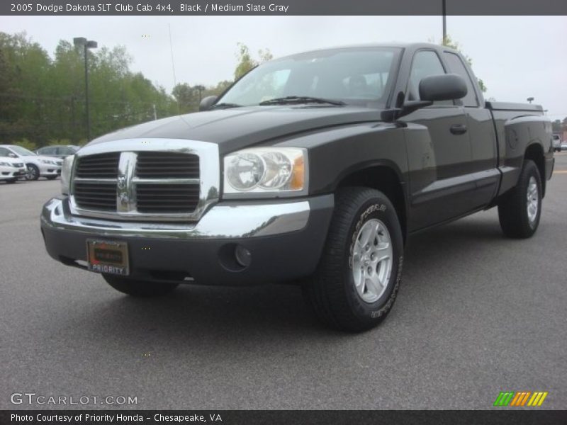 Black / Medium Slate Gray 2005 Dodge Dakota SLT Club Cab 4x4