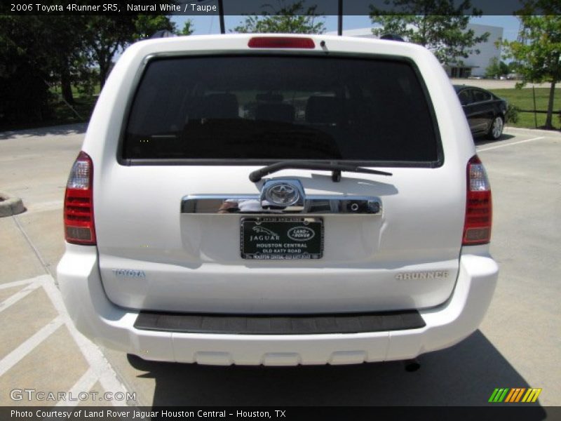 Natural White / Taupe 2006 Toyota 4Runner SR5