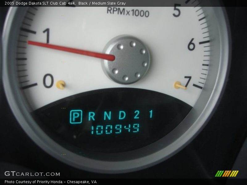 Black / Medium Slate Gray 2005 Dodge Dakota SLT Club Cab 4x4