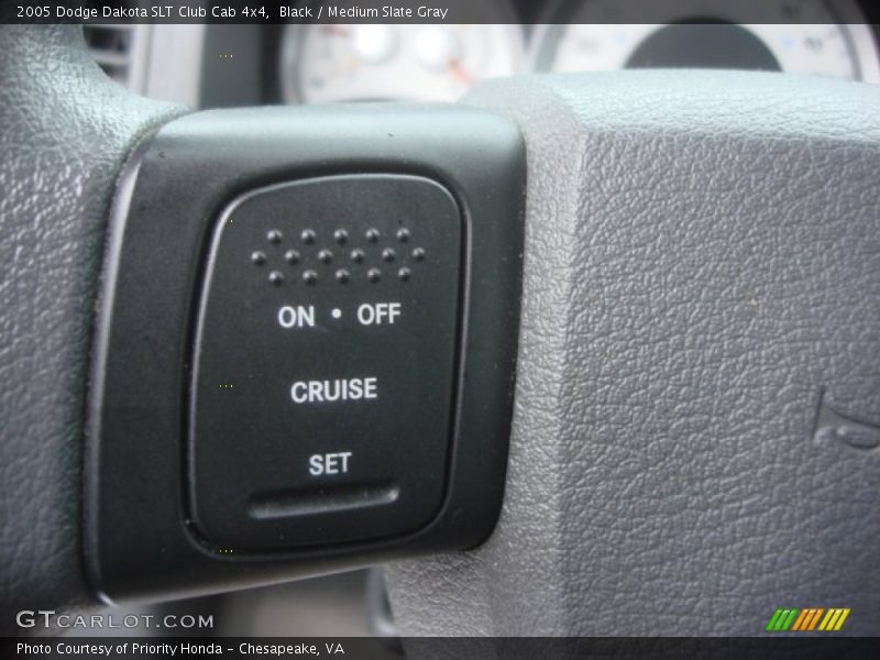 Black / Medium Slate Gray 2005 Dodge Dakota SLT Club Cab 4x4