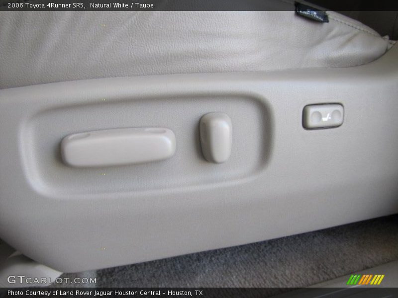 Natural White / Taupe 2006 Toyota 4Runner SR5