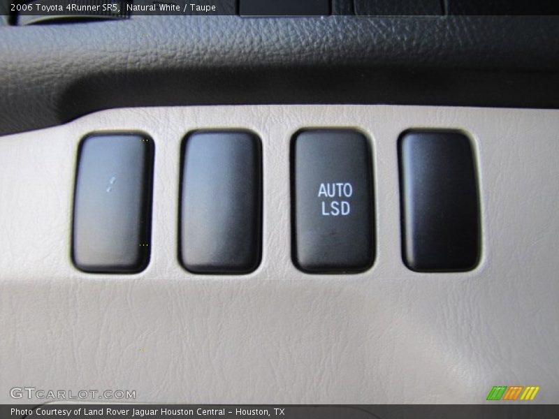 Natural White / Taupe 2006 Toyota 4Runner SR5