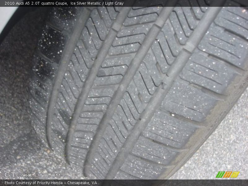 Ice Silver Metallic / Light Gray 2010 Audi A5 2.0T quattro Coupe