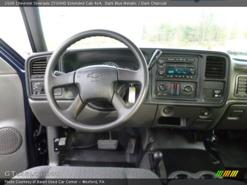Dark Blue Metallic / Dark Charcoal 2006 Chevrolet Silverado 2500HD Extended Cab 4x4