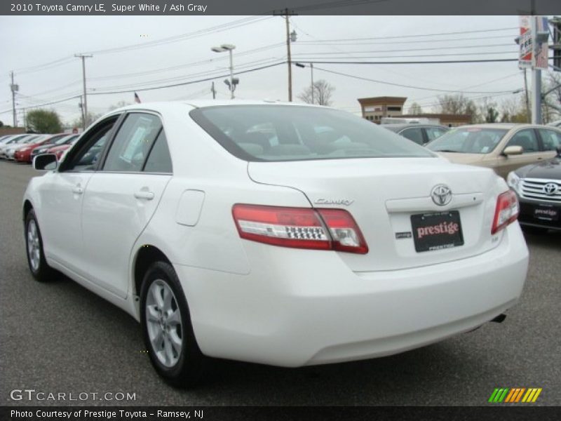 Super White / Ash Gray 2010 Toyota Camry LE