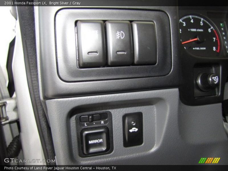 Controls of 2001 Passport LX