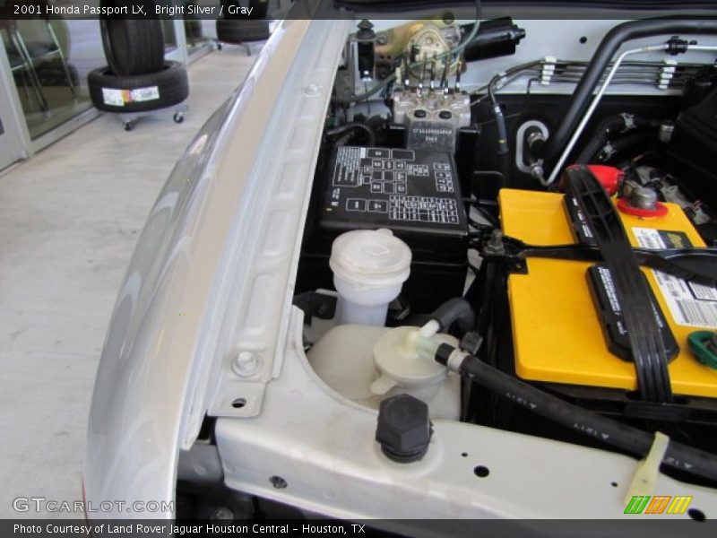 Bright Silver / Gray 2001 Honda Passport LX