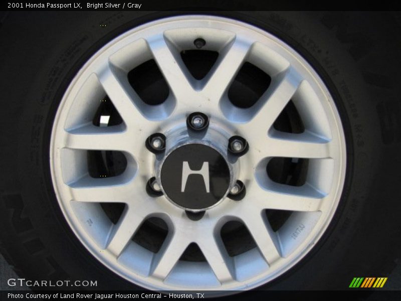  2001 Passport LX Wheel