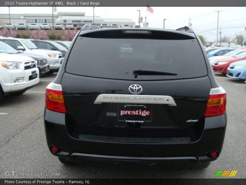 Black / Sand Beige 2010 Toyota Highlander SE 4WD