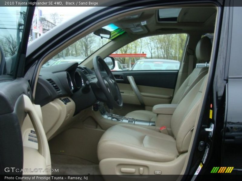 Black / Sand Beige 2010 Toyota Highlander SE 4WD