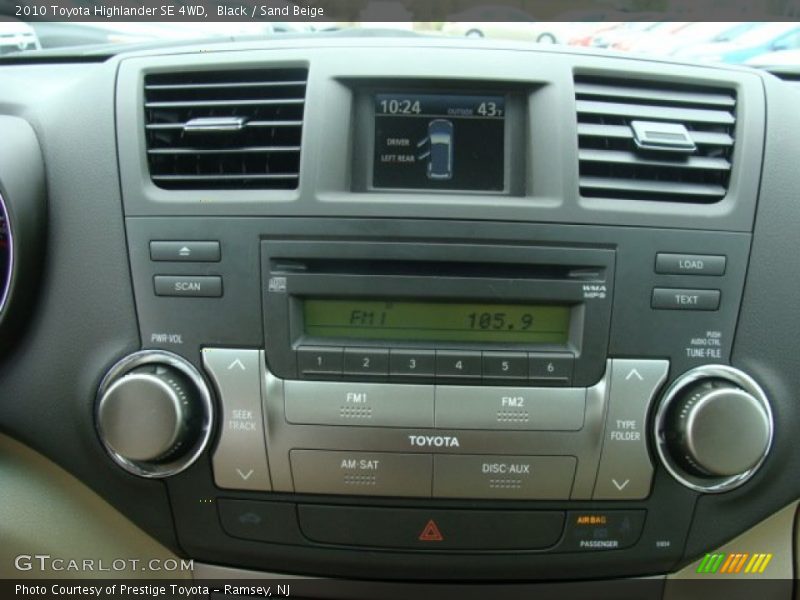Black / Sand Beige 2010 Toyota Highlander SE 4WD