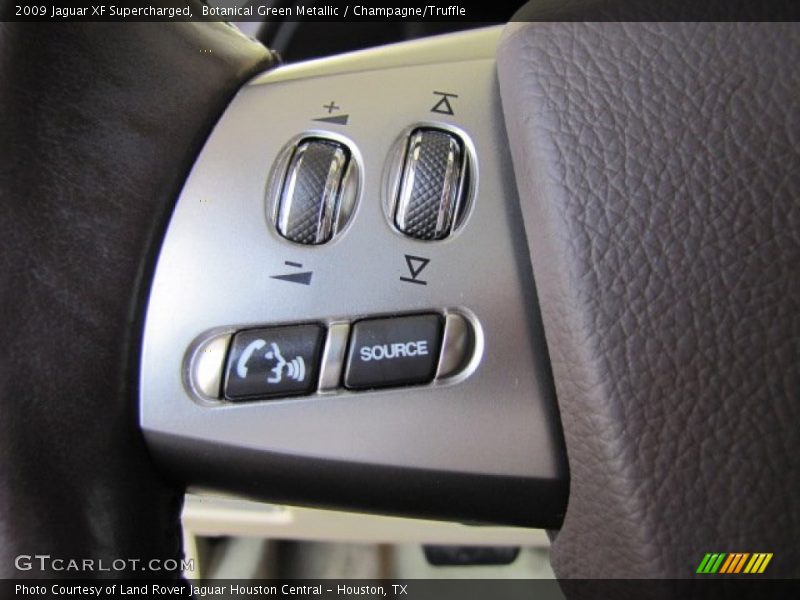 Controls of 2009 XF Supercharged