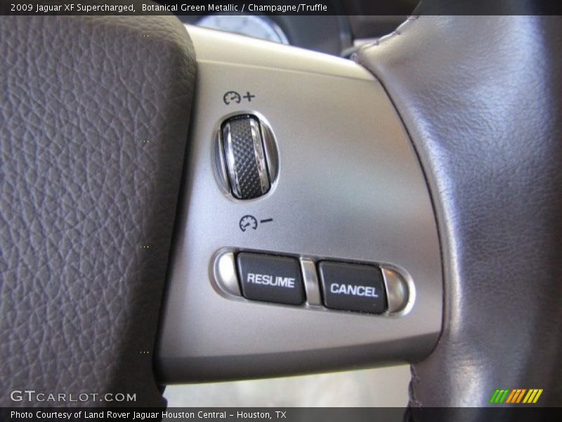 Controls of 2009 XF Supercharged