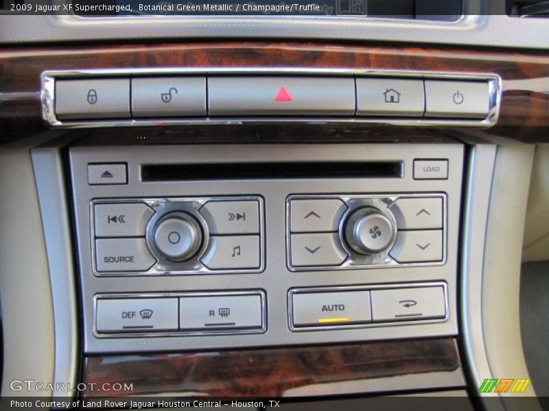 Controls of 2009 XF Supercharged