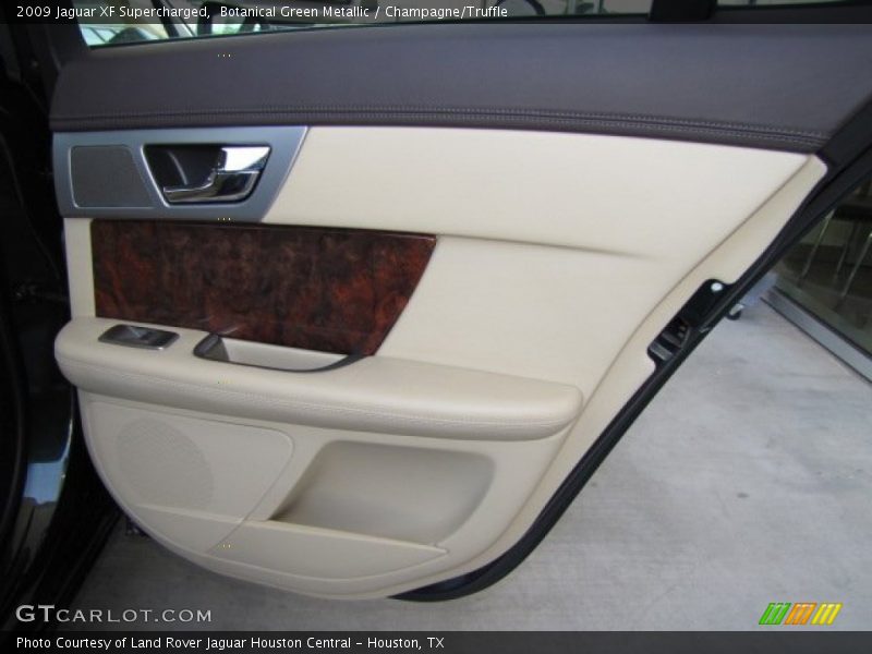 Door Panel of 2009 XF Supercharged