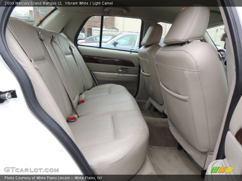 Vibrant White / Light Camel 2009 Mercury Grand Marquis LS