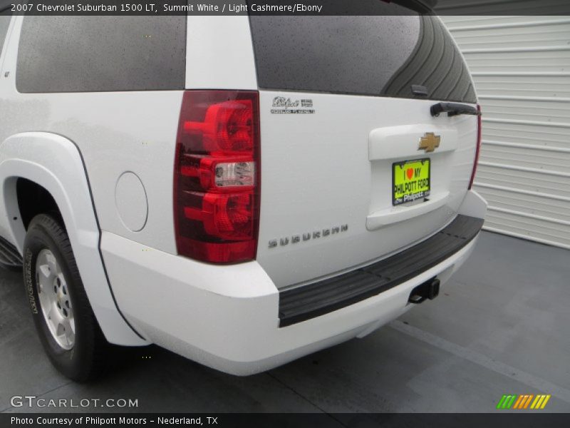 Summit White / Light Cashmere/Ebony 2007 Chevrolet Suburban 1500 LT