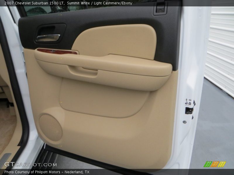 Summit White / Light Cashmere/Ebony 2007 Chevrolet Suburban 1500 LT