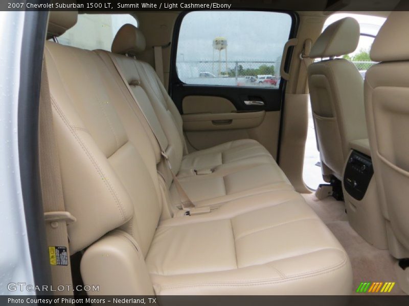 Summit White / Light Cashmere/Ebony 2007 Chevrolet Suburban 1500 LT
