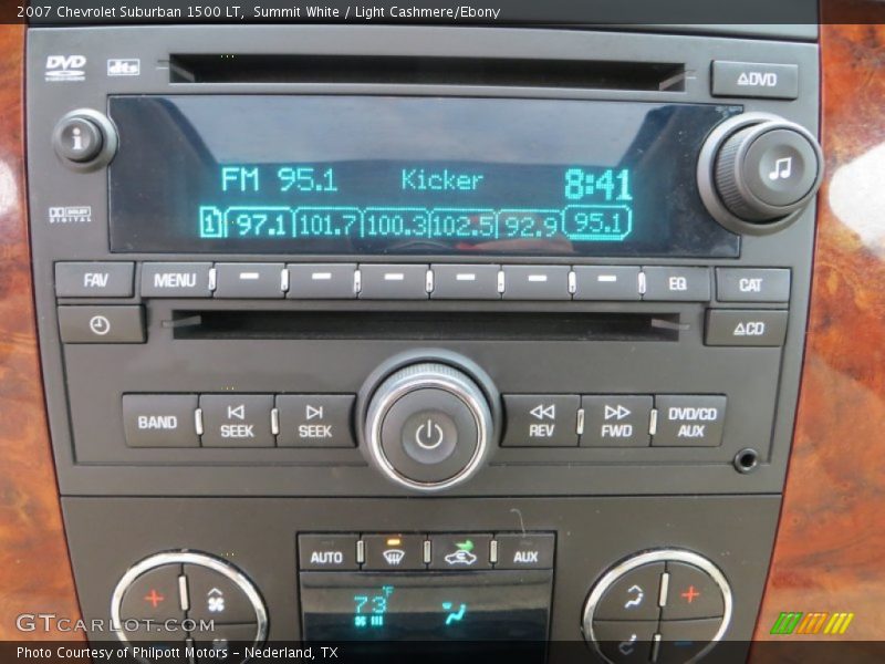 Summit White / Light Cashmere/Ebony 2007 Chevrolet Suburban 1500 LT