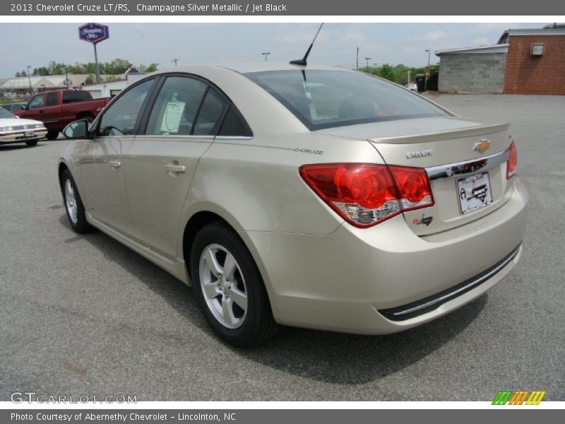 Champagne Silver Metallic / Jet Black 2013 Chevrolet Cruze LT/RS