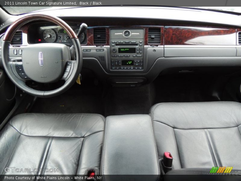 Black / Black 2011 Lincoln Town Car Signature Limited