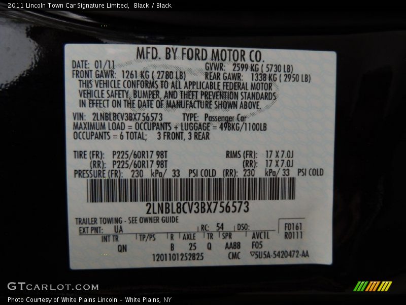 Black / Black 2011 Lincoln Town Car Signature Limited