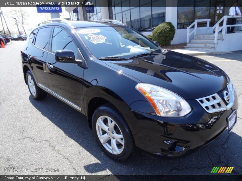 Wicked Black / Gray 2011 Nissan Rogue SV AWD