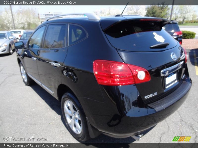 Wicked Black / Gray 2011 Nissan Rogue SV AWD