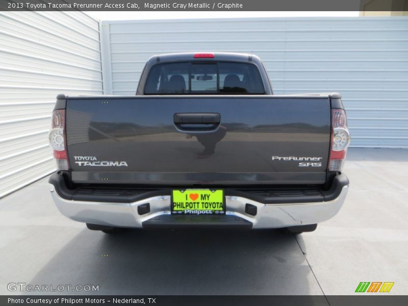 Magnetic Gray Metallic / Graphite 2013 Toyota Tacoma Prerunner Access Cab